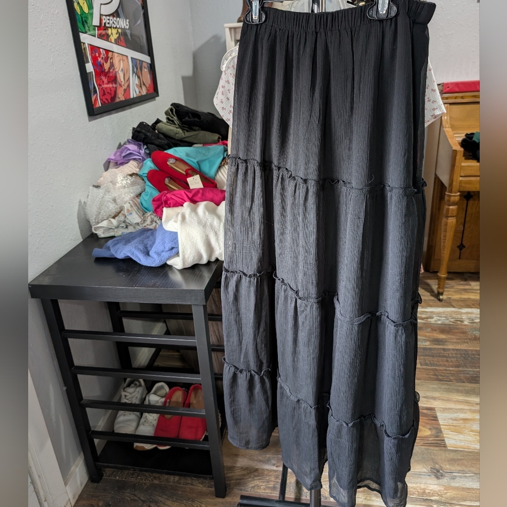 Hollister Black Tiered Maxi Skirt